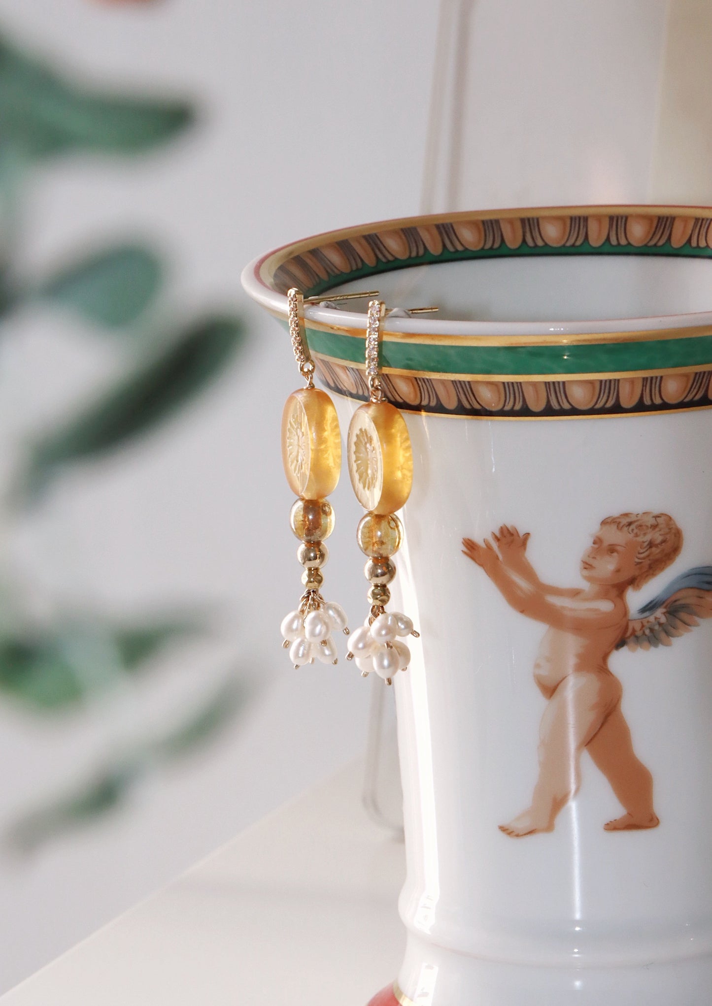 Dancing To The Ringtone