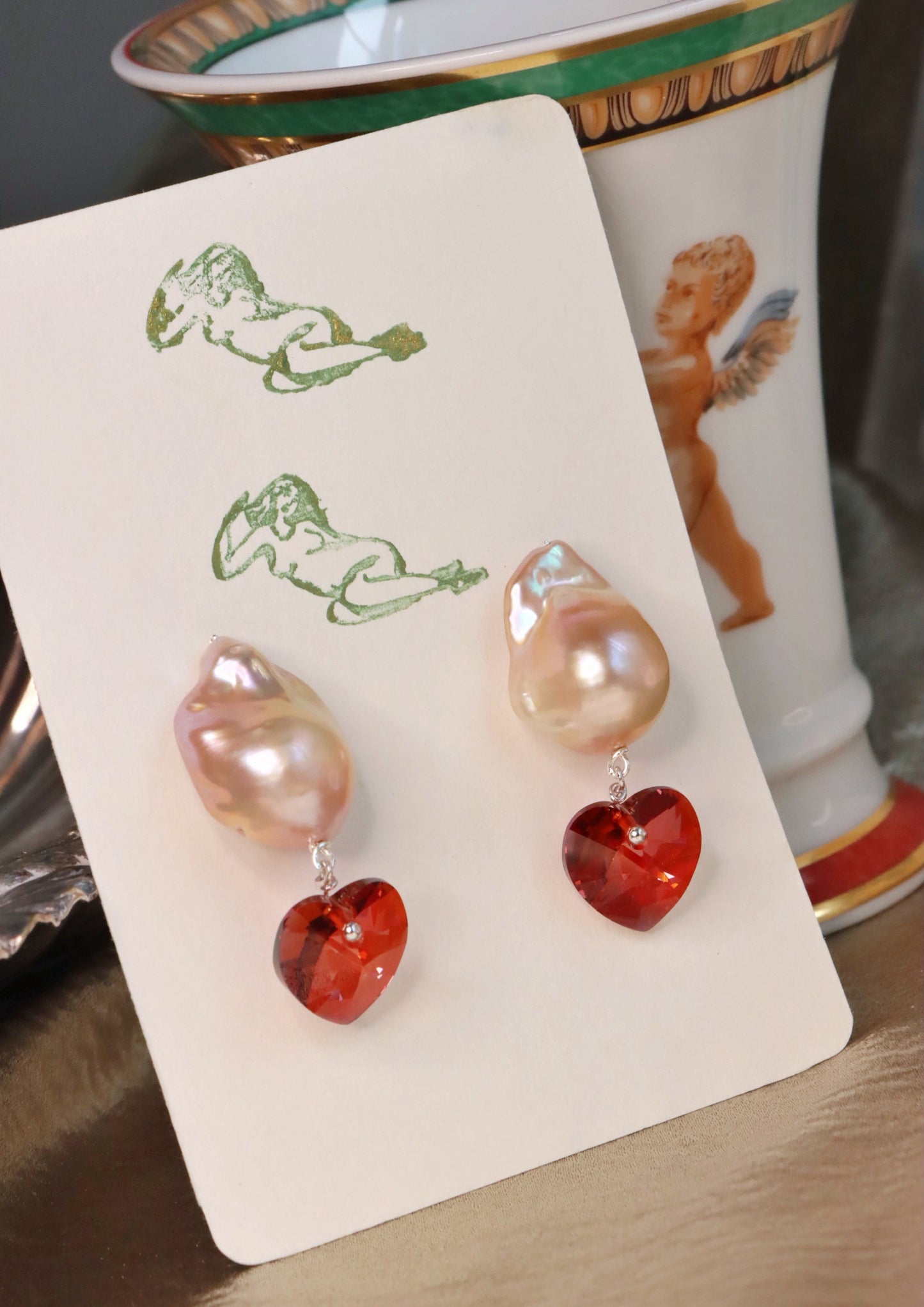 ADDICTIVE HOT HONEY in Baroque