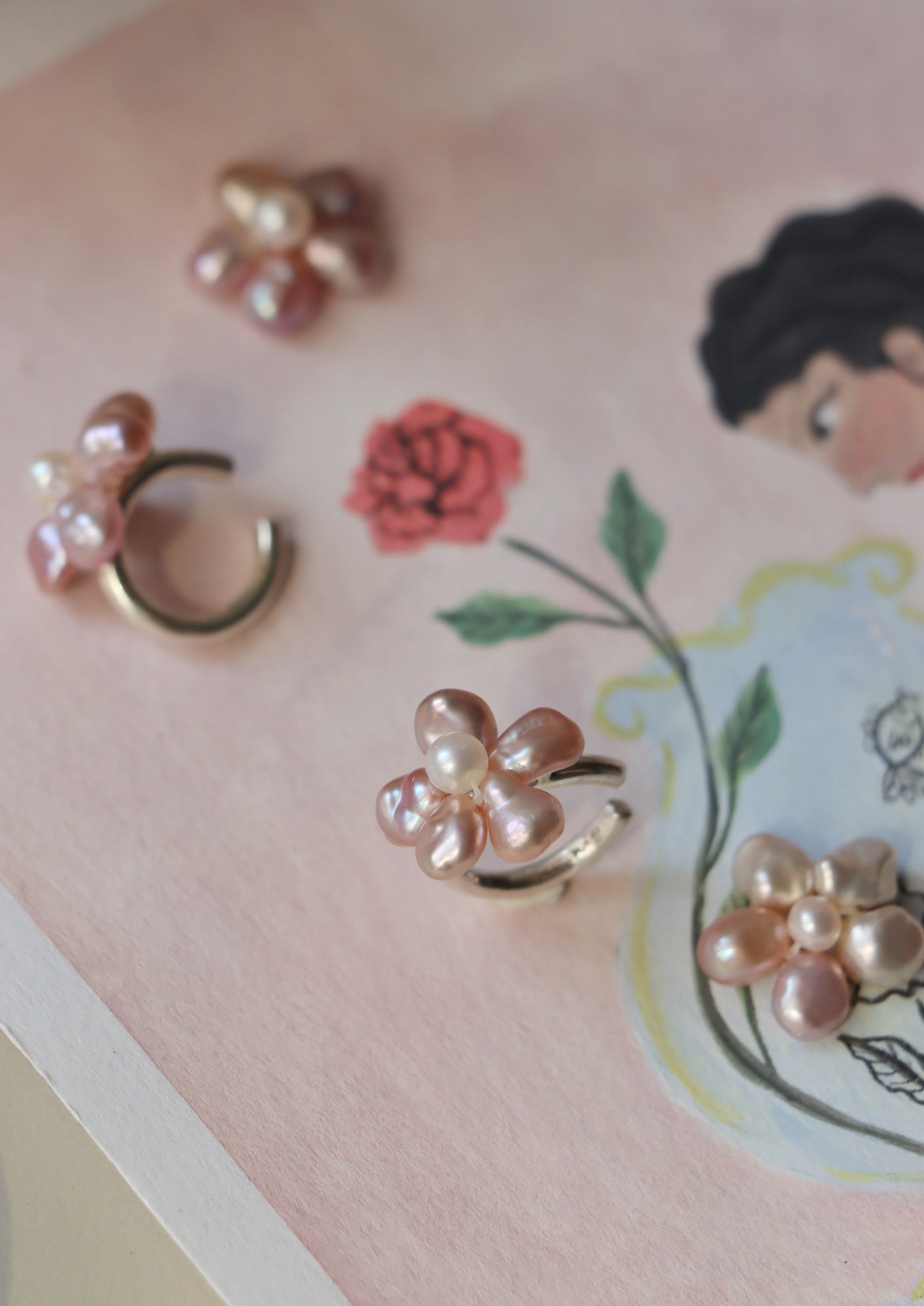 (Earcuff) Oopsie Daisies - Small