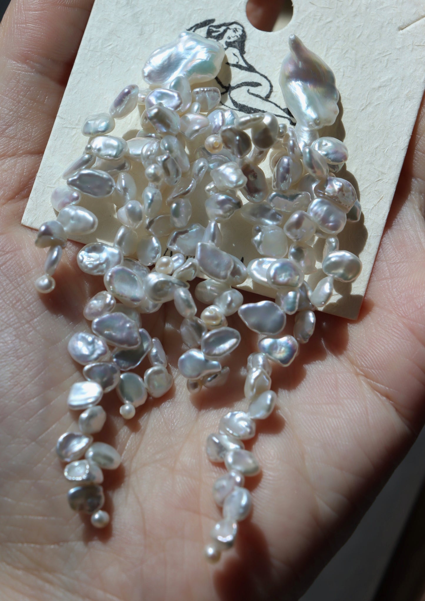 Ocean Glimmers (9CM)