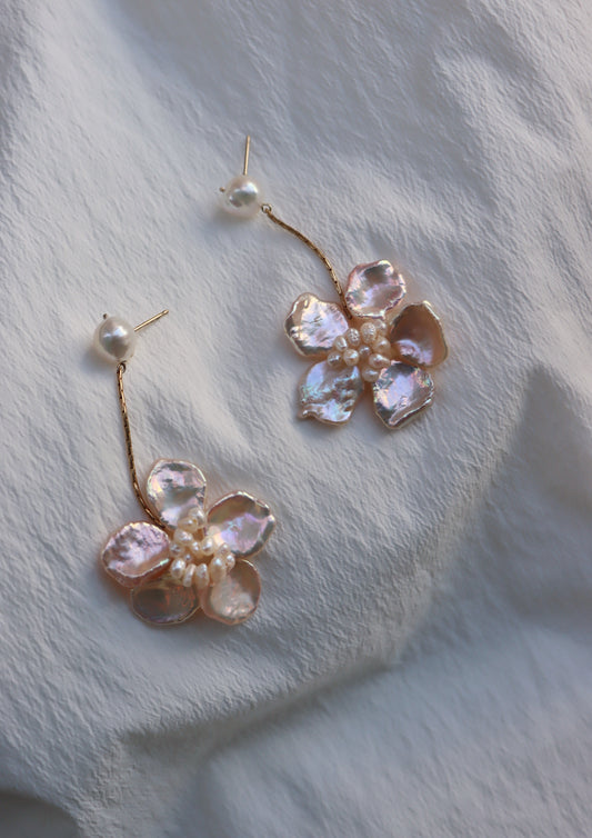 Camellia In Champagne (Long)