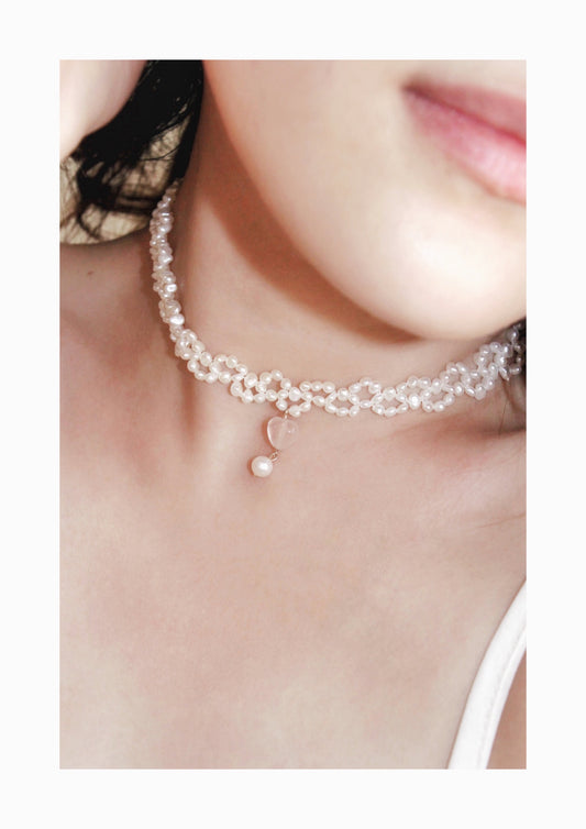 Snow White ‘s Choker